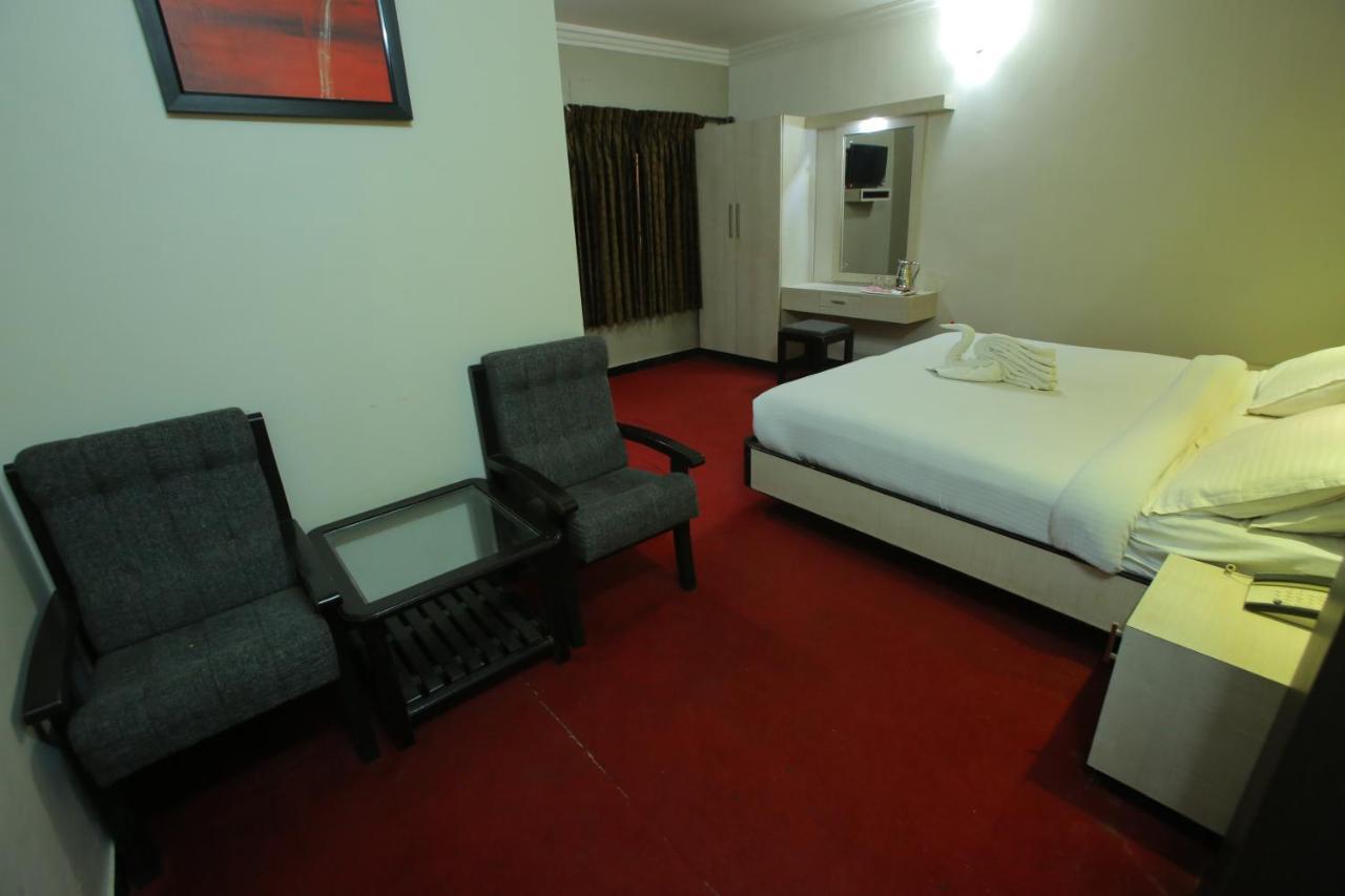 Hotel City Palace Ooty Eksteriør bilde